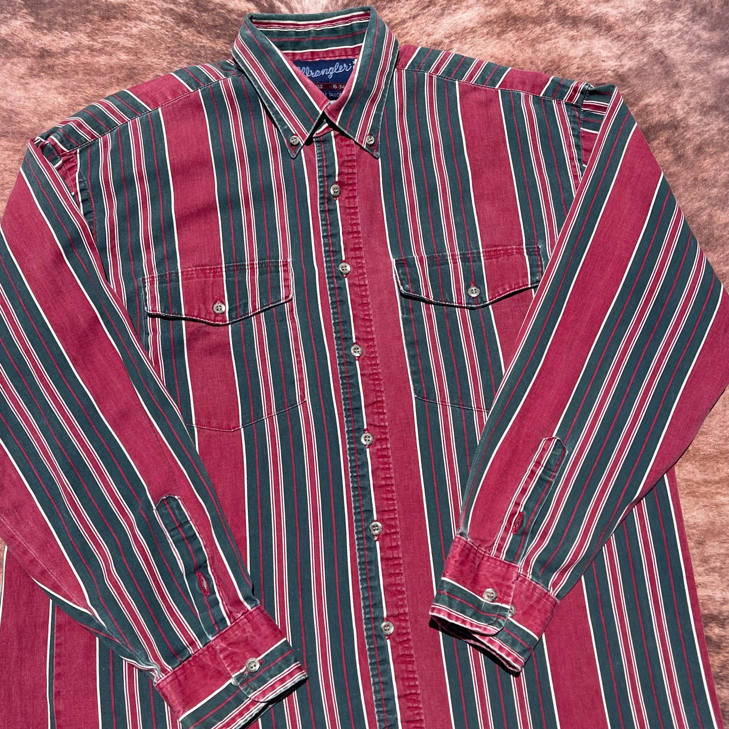 Wrangler Button Up - Looser Fitting Medium (16-34)