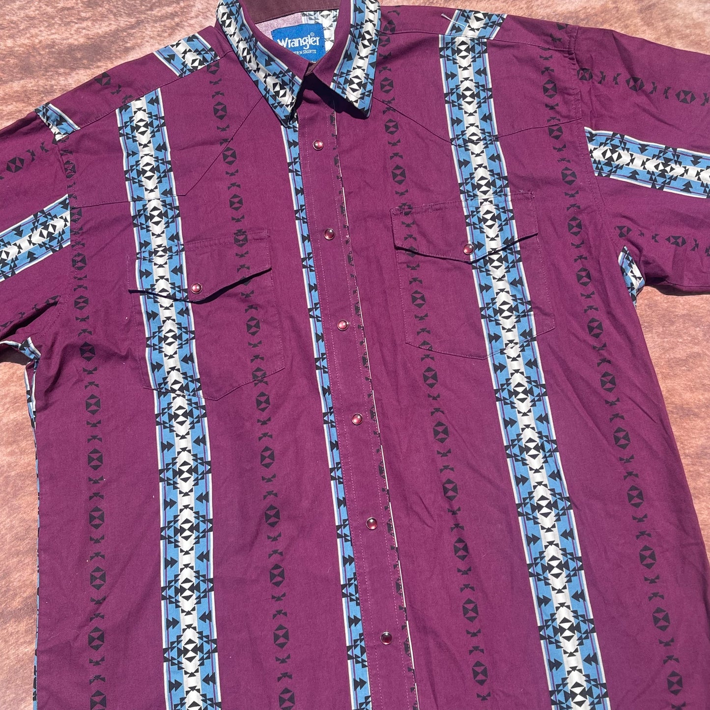 Wrangler Pearl Snap - Large (Short Sleeve)