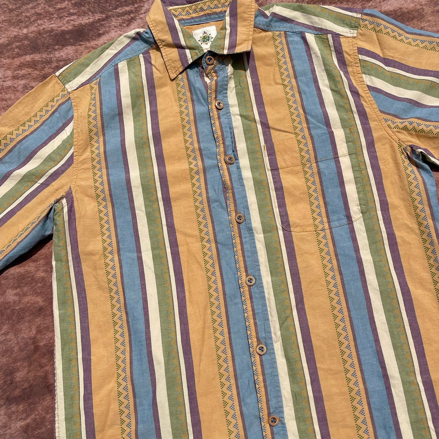 Territory Ahead Button Up - Medium (Short Sleeve)