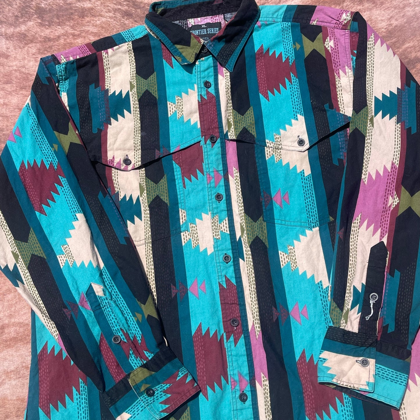 Frontier Series Wrangler Button Up - L/XL (17-17 1/2)