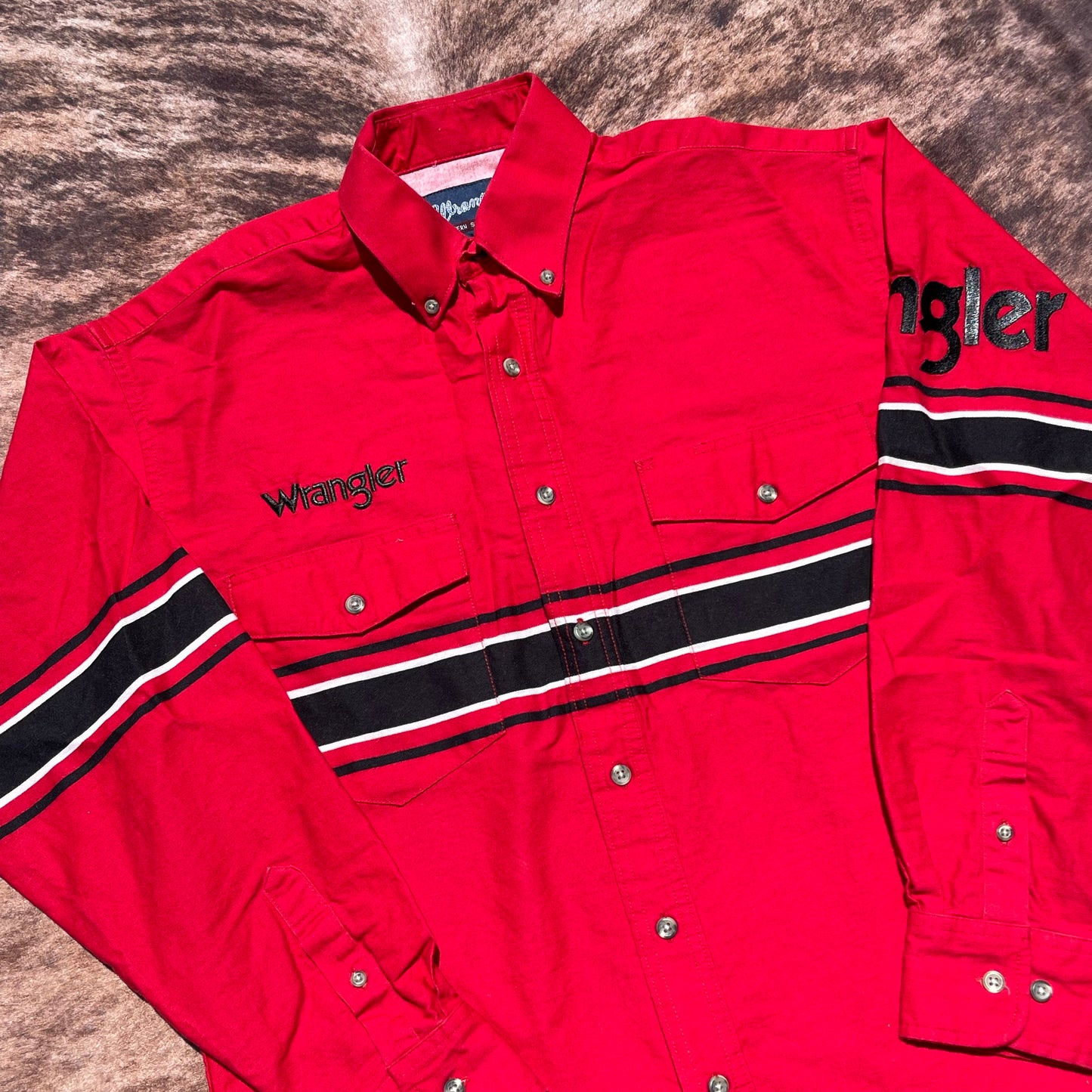 Wrangler Button Up - Medium
