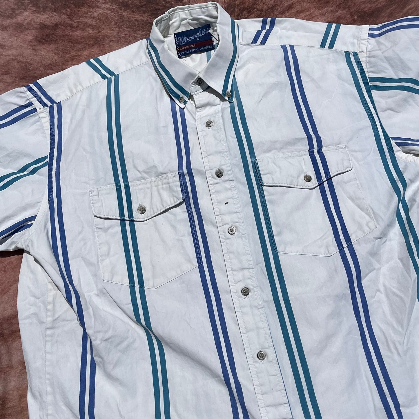 Wrangler Button Up - L/XL (17)(Short Sleeve)