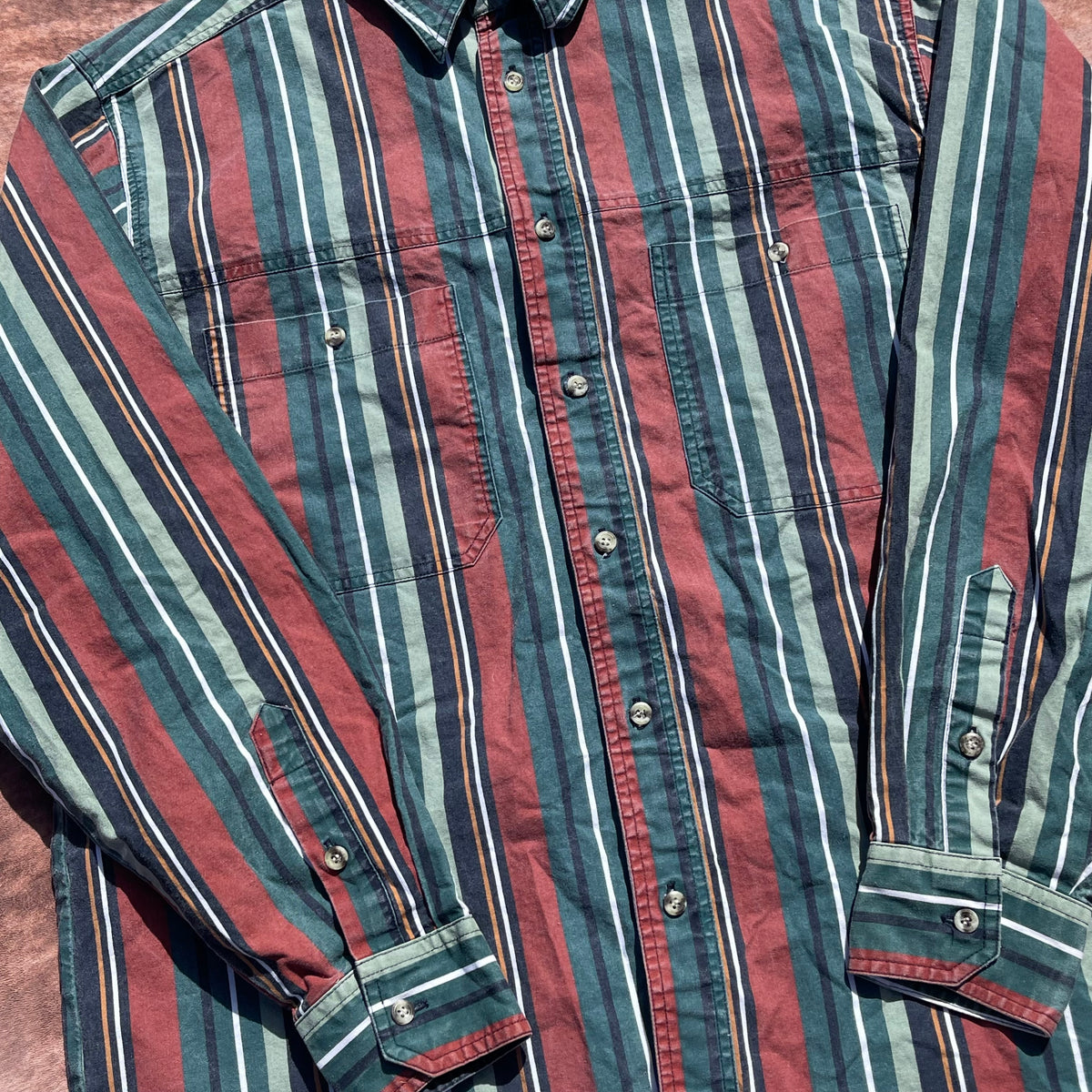 Wrangler Rugged Wear Button Up - Large