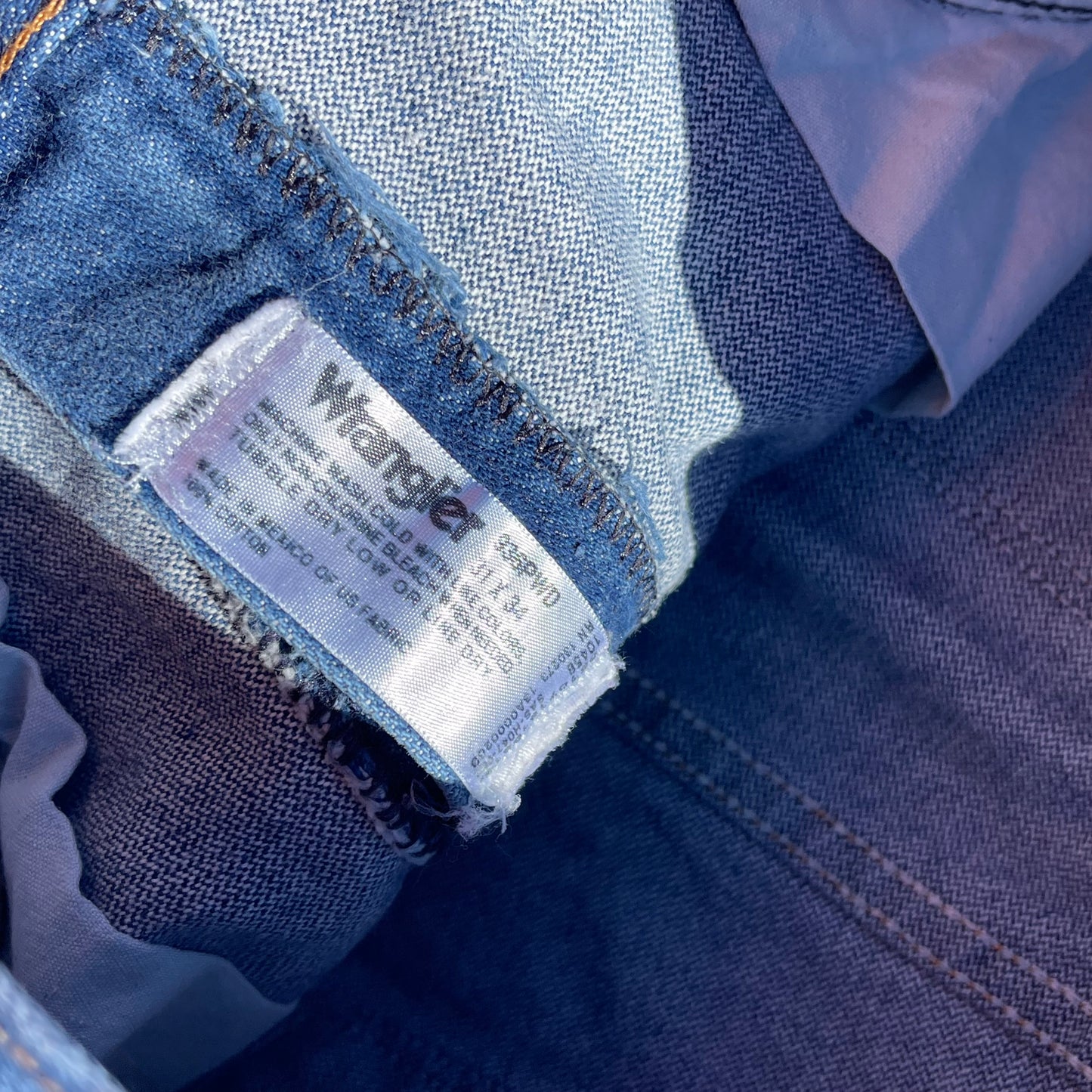 Men’s Wrangler Jeans - 31X34 (style 936PWD)