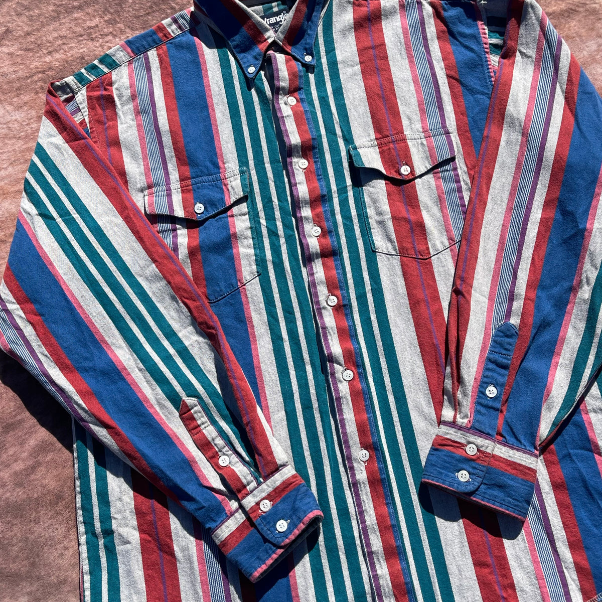 Wrangler Button Up - XL (17 1/2-35)