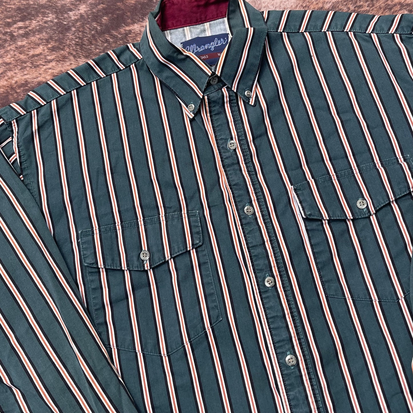 Wrangler Button Up - Large (16 1/2)
