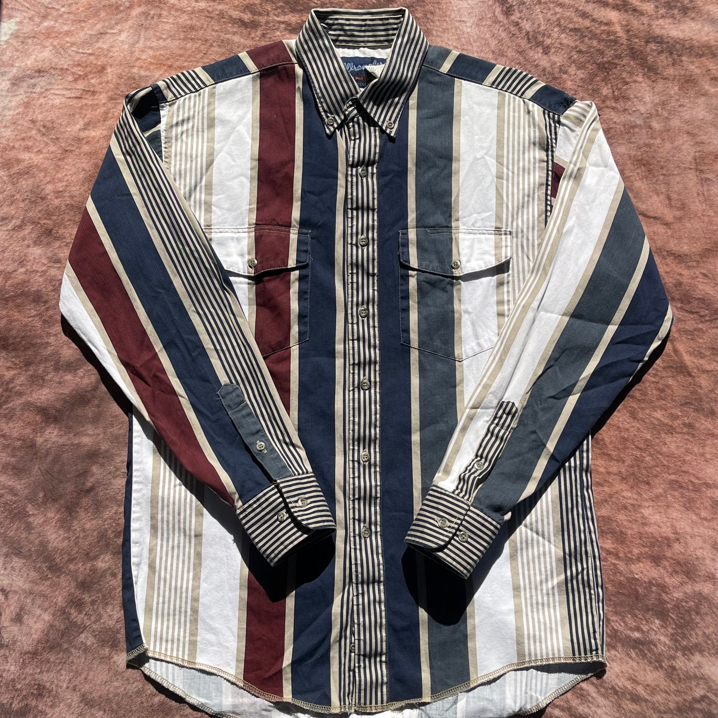 Wrangler Button Up - Medium (15 1/2-34)