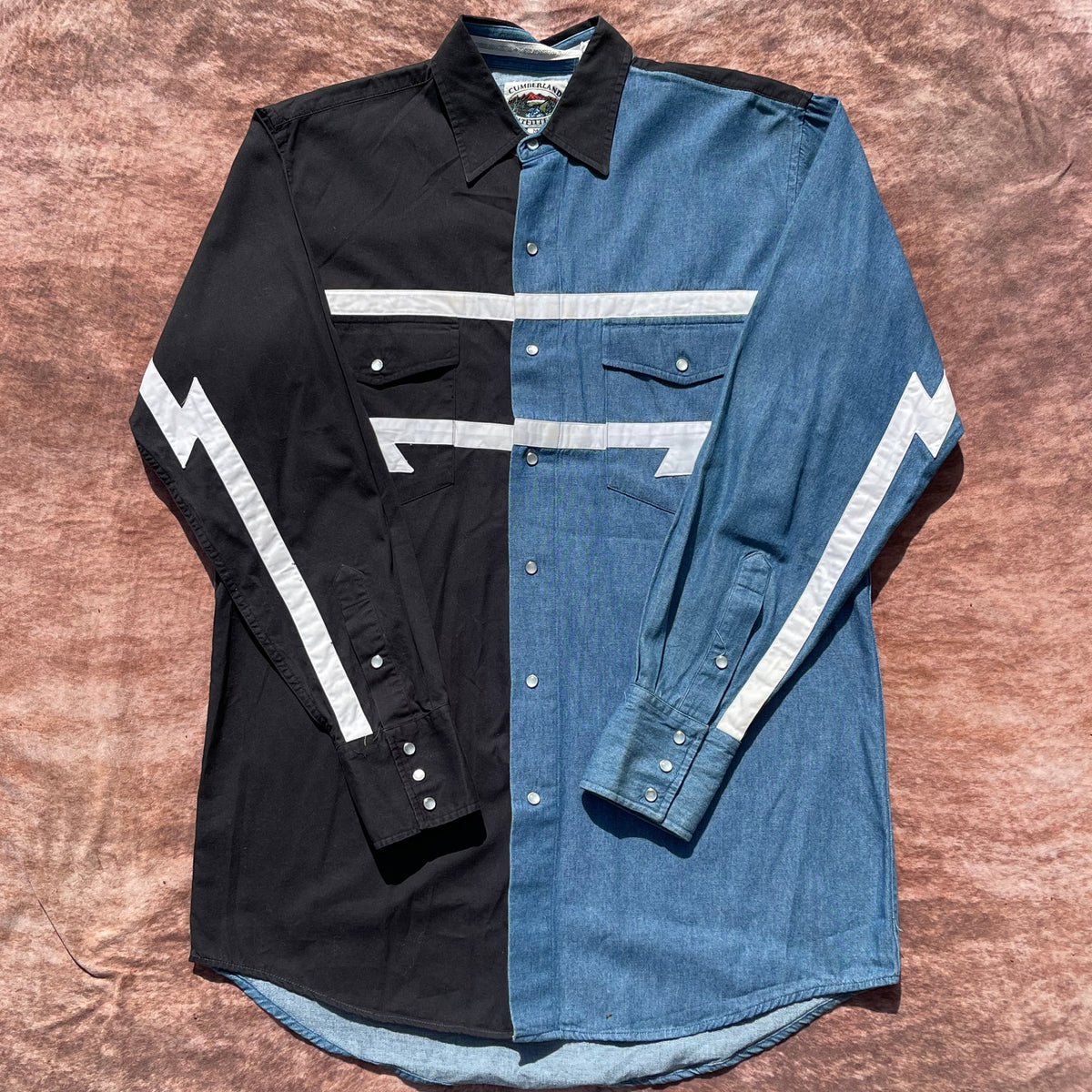 Cumberland Outfitters Pearl Snap - Medium