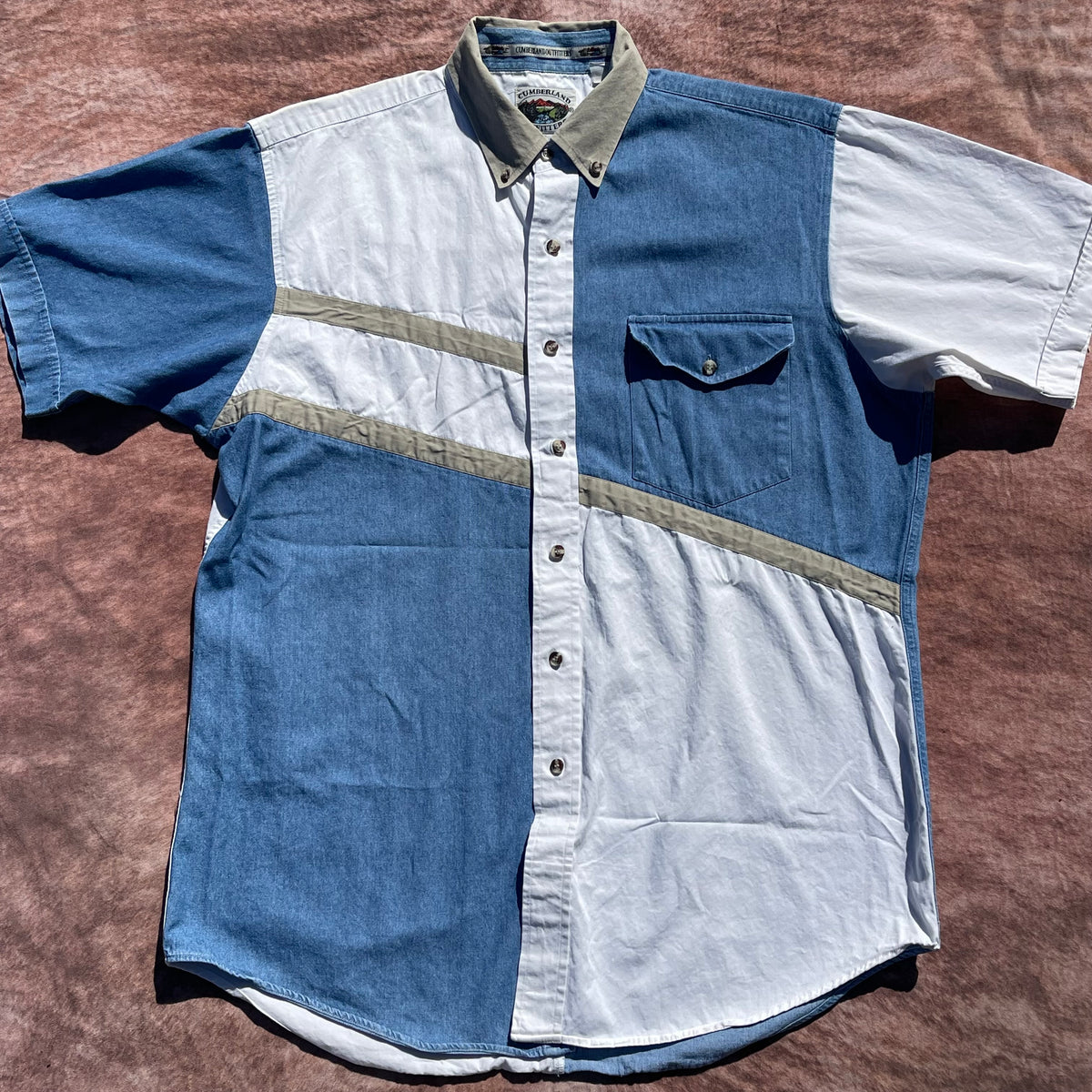 Cumberland Outfitters Button Up - Large (Short Sleeve)