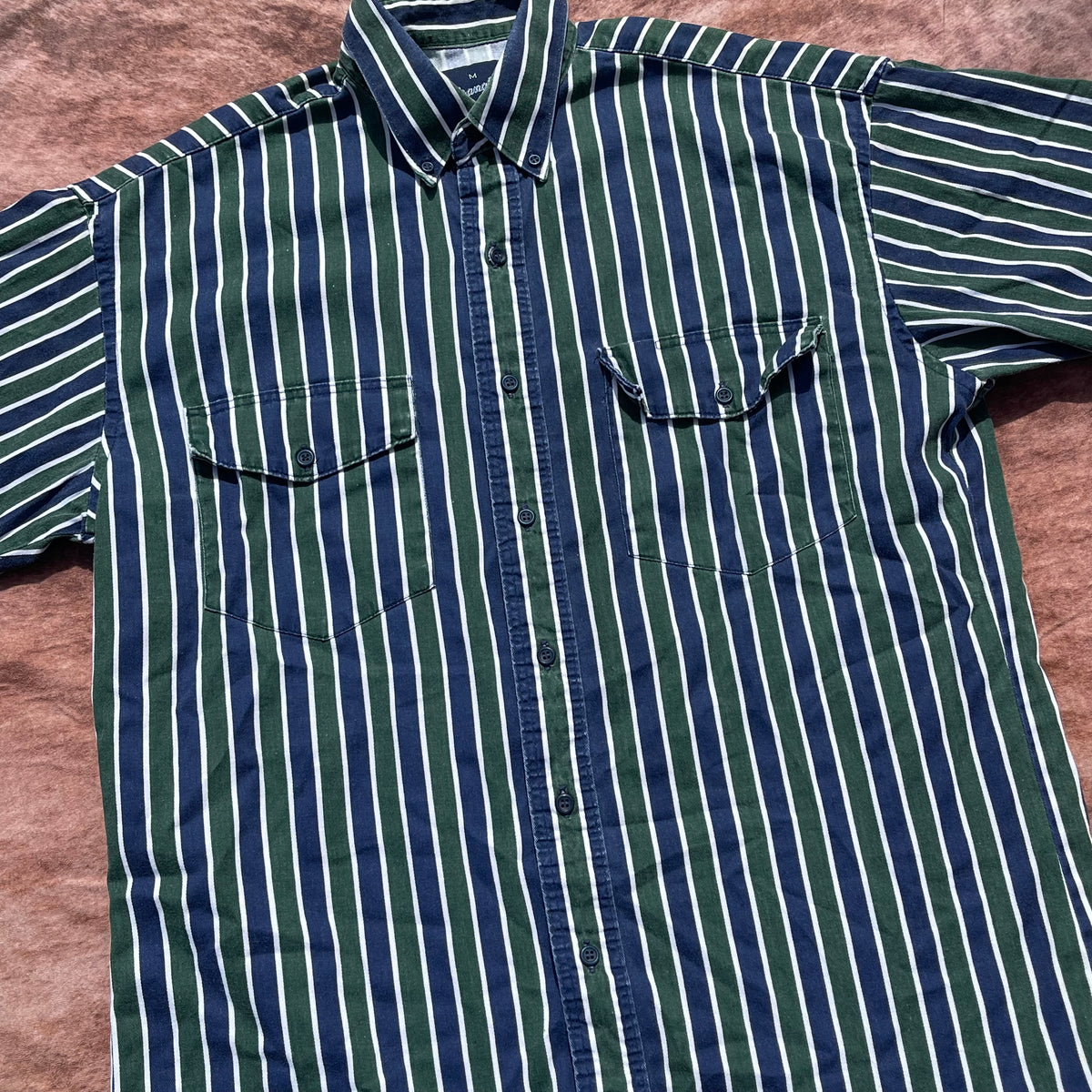 Wrangler Button Up - Medium (Short Sleeve)
