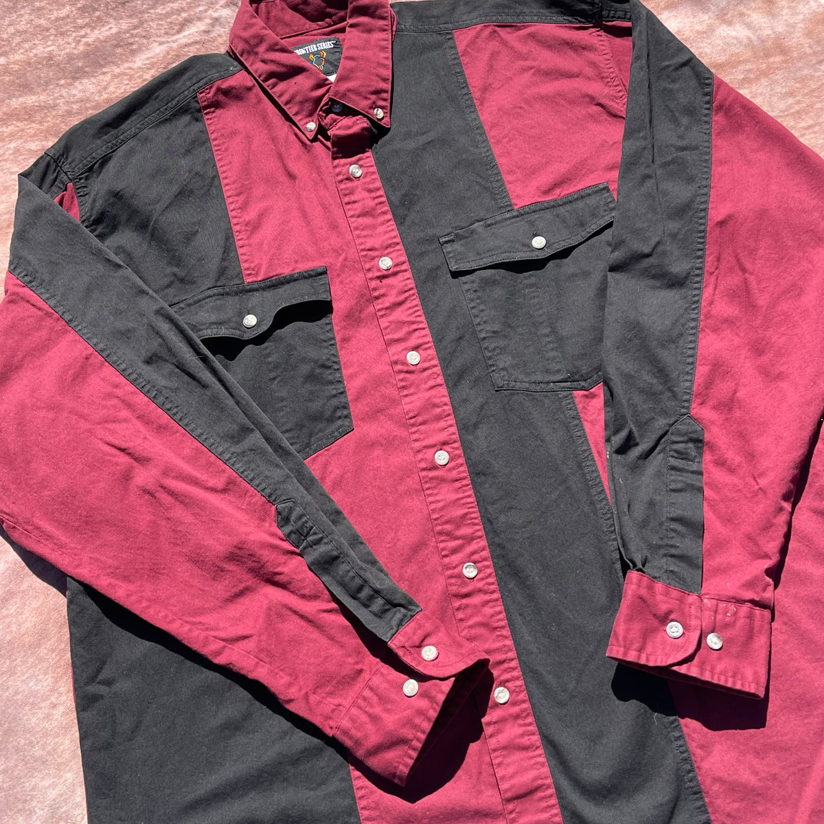 Frontier Series Wrangler Button Up - Large