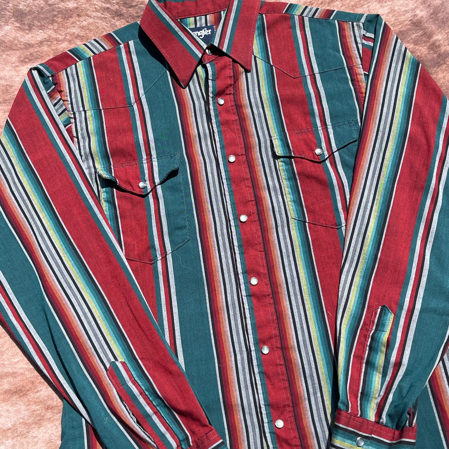 Wrangler Pearl Snap - Medium (15 1/2-35)