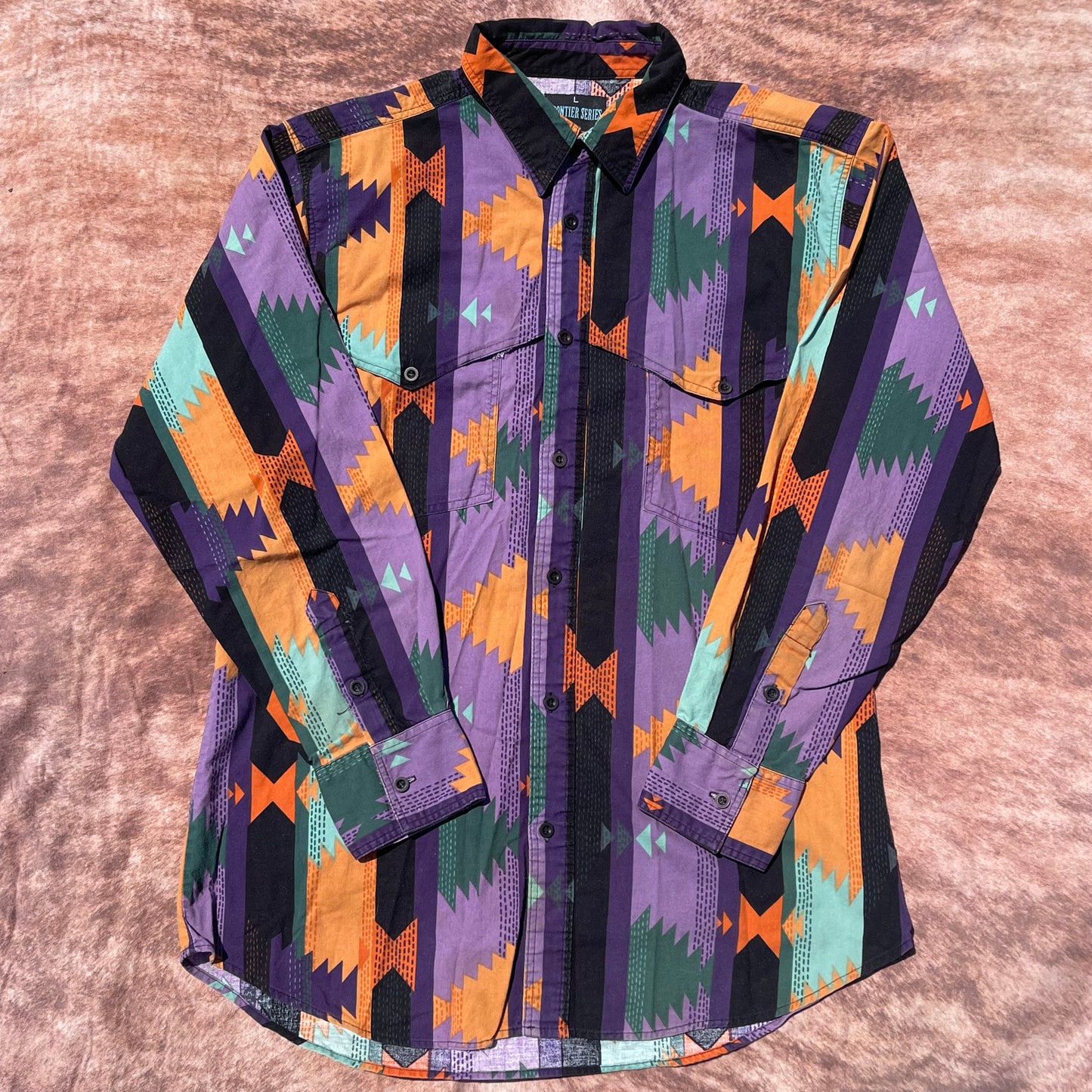 Frontier Series Wrangler Button Up - M/L (16-16 1/2)