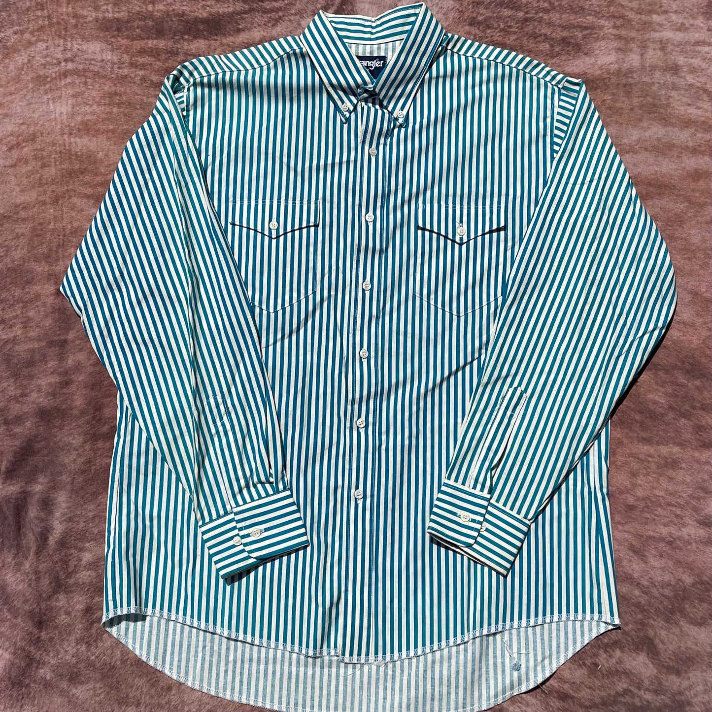 Wrangler Button Up - XL (17 1/2-35)