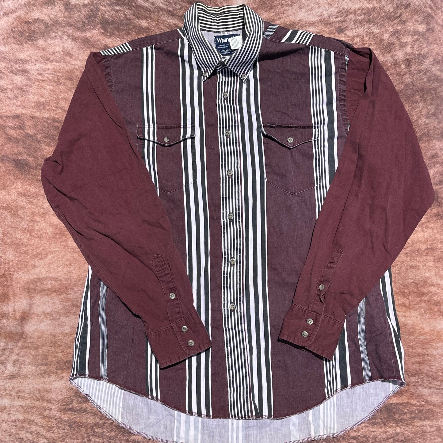 Wrangler Button Up - Large (17-36)