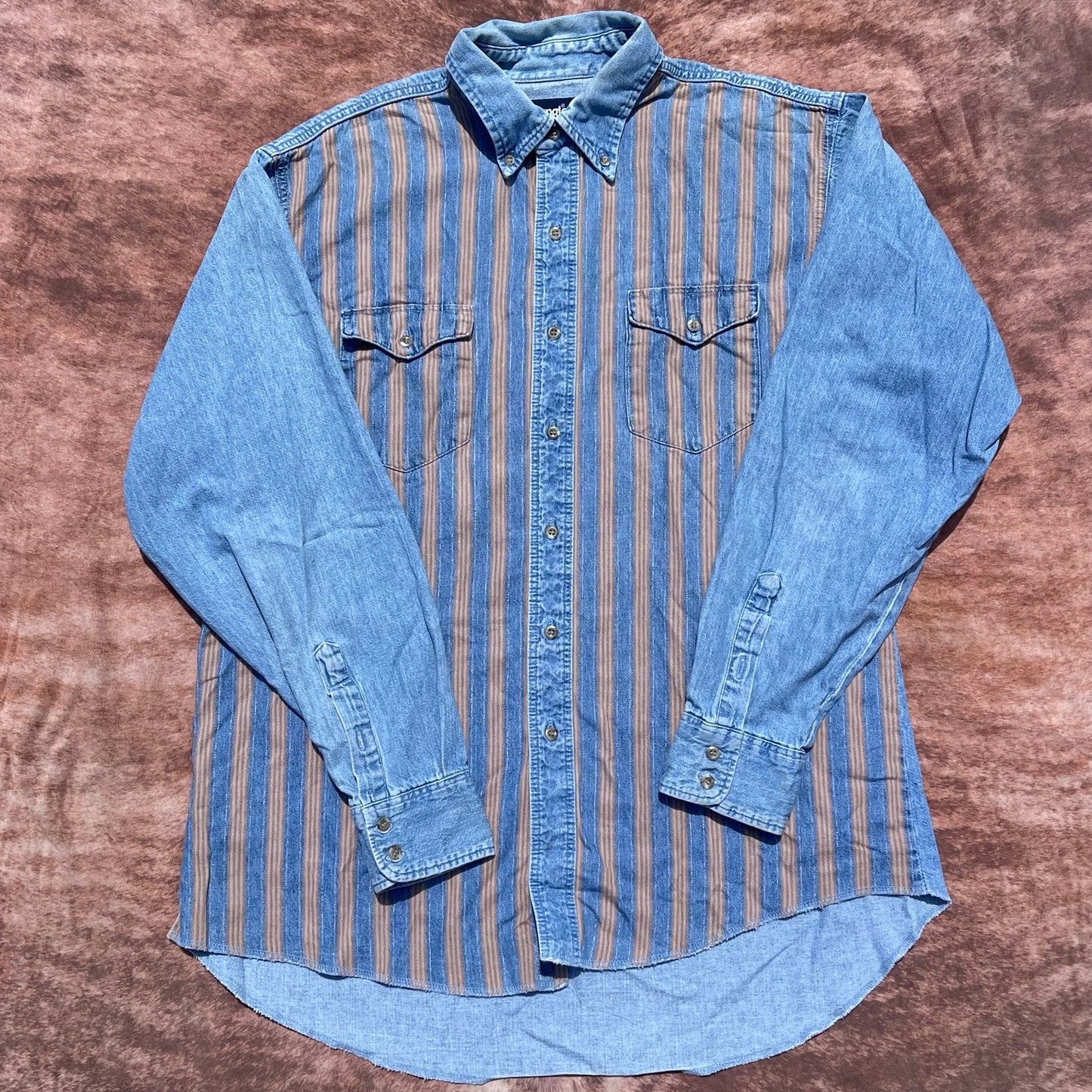 Wrangler Button Up - Large (17-35)