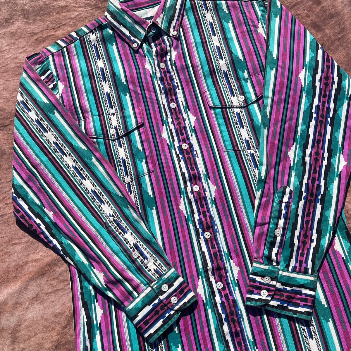 Wrangler Button Up - S/M (15-33)