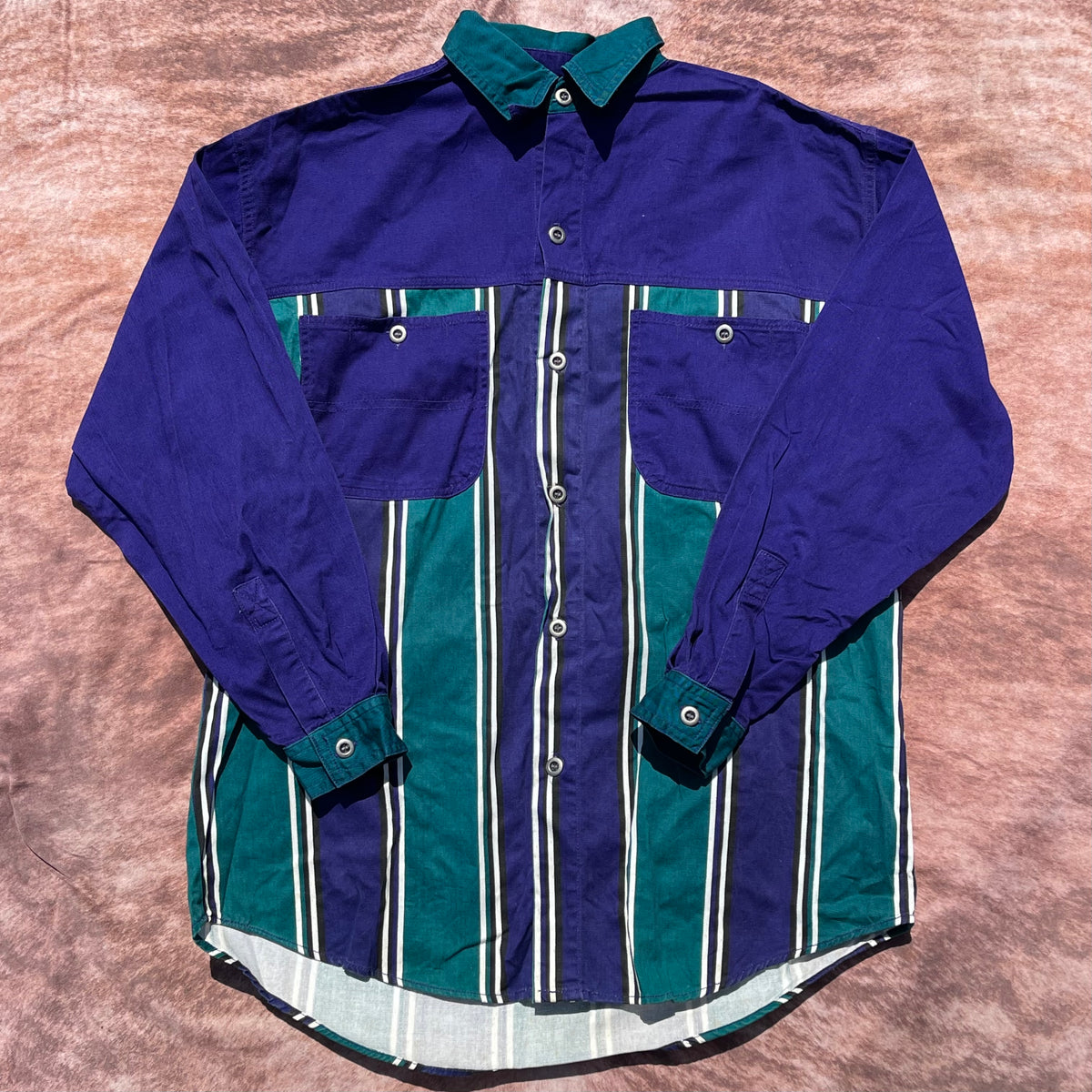 Nikoata Button Up - Medium