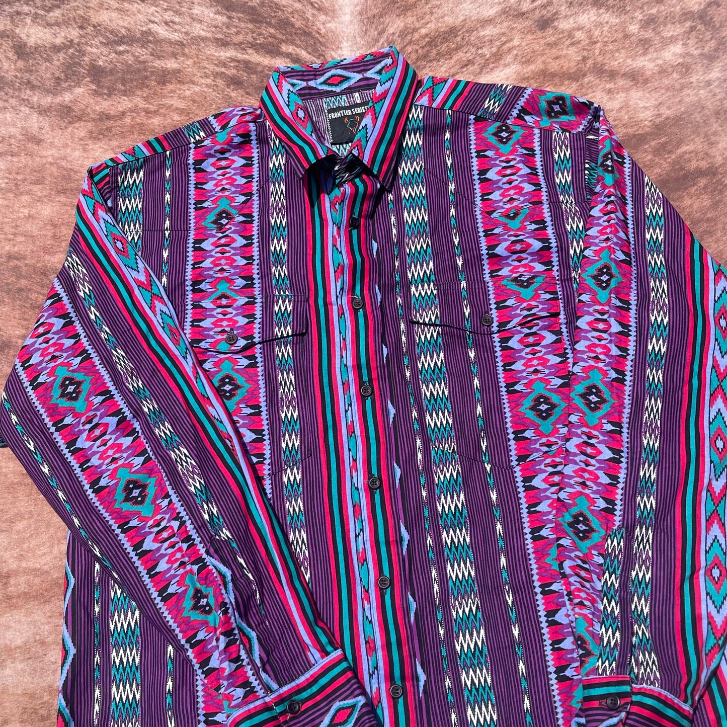 Frontier Series Wrangler Button Up - Large