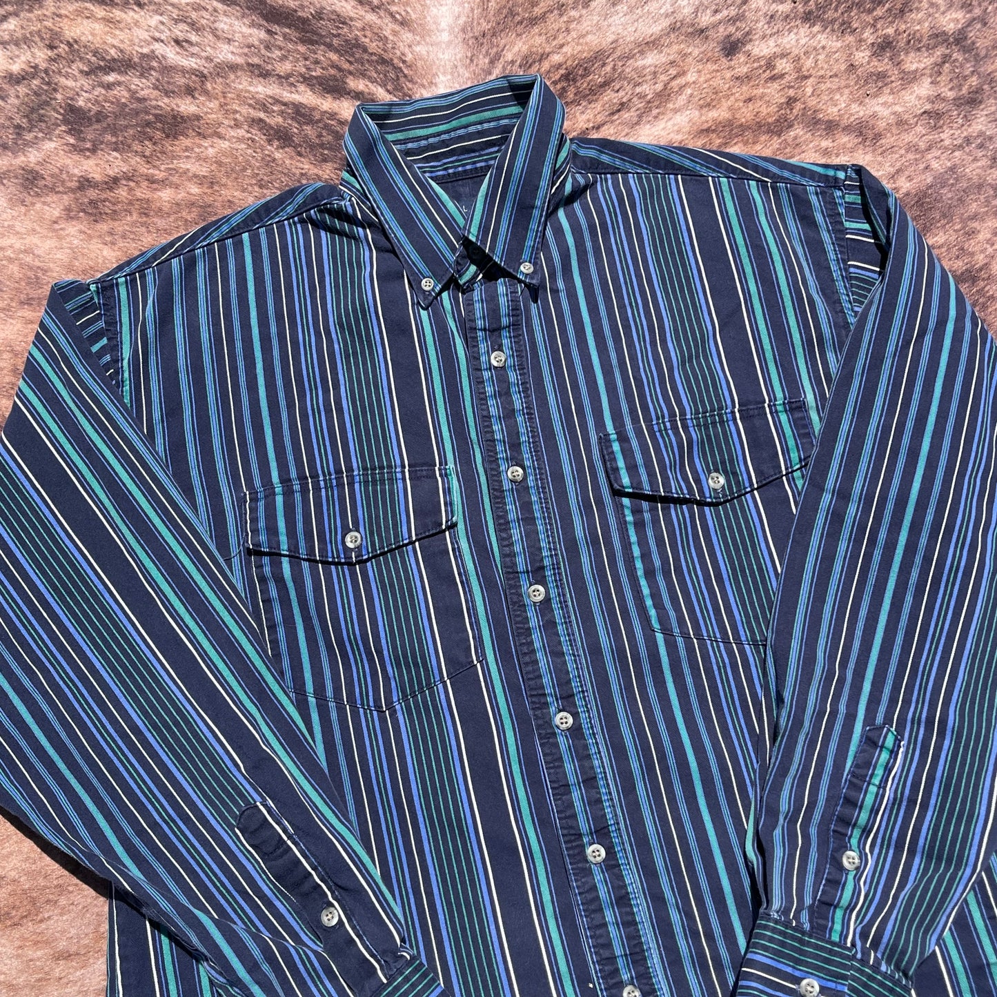 Wrangler Button Up - Large