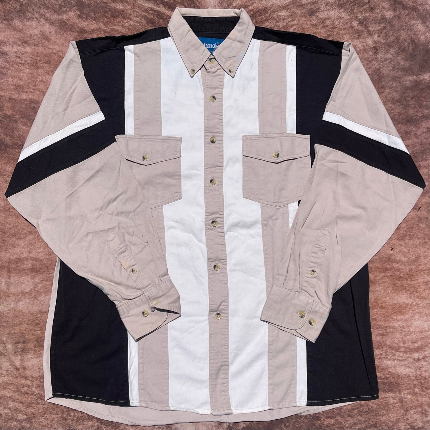 Wrangler Button Up - Looser Fitting Large