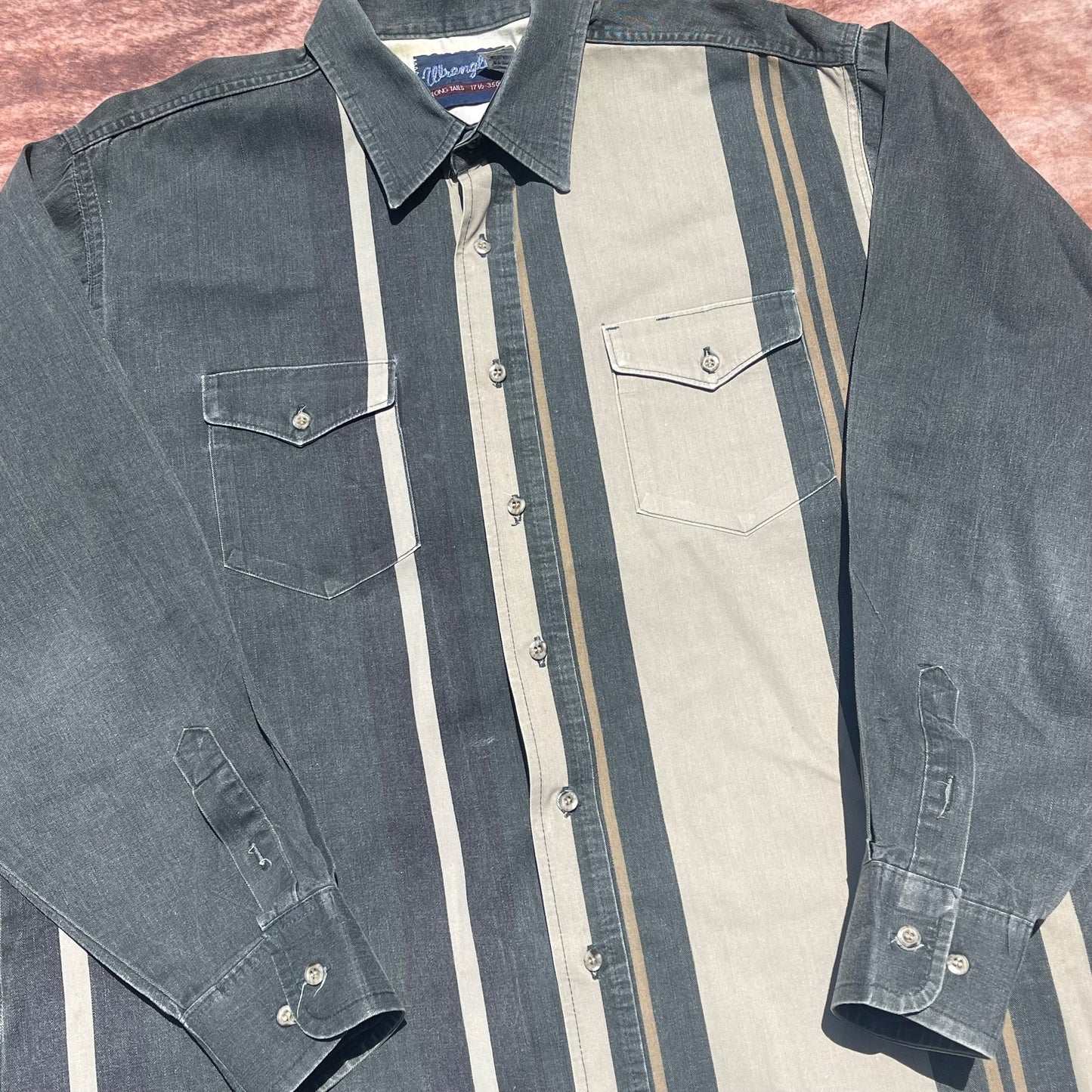 Wrangler Button Up - XL (17 1/2-35)