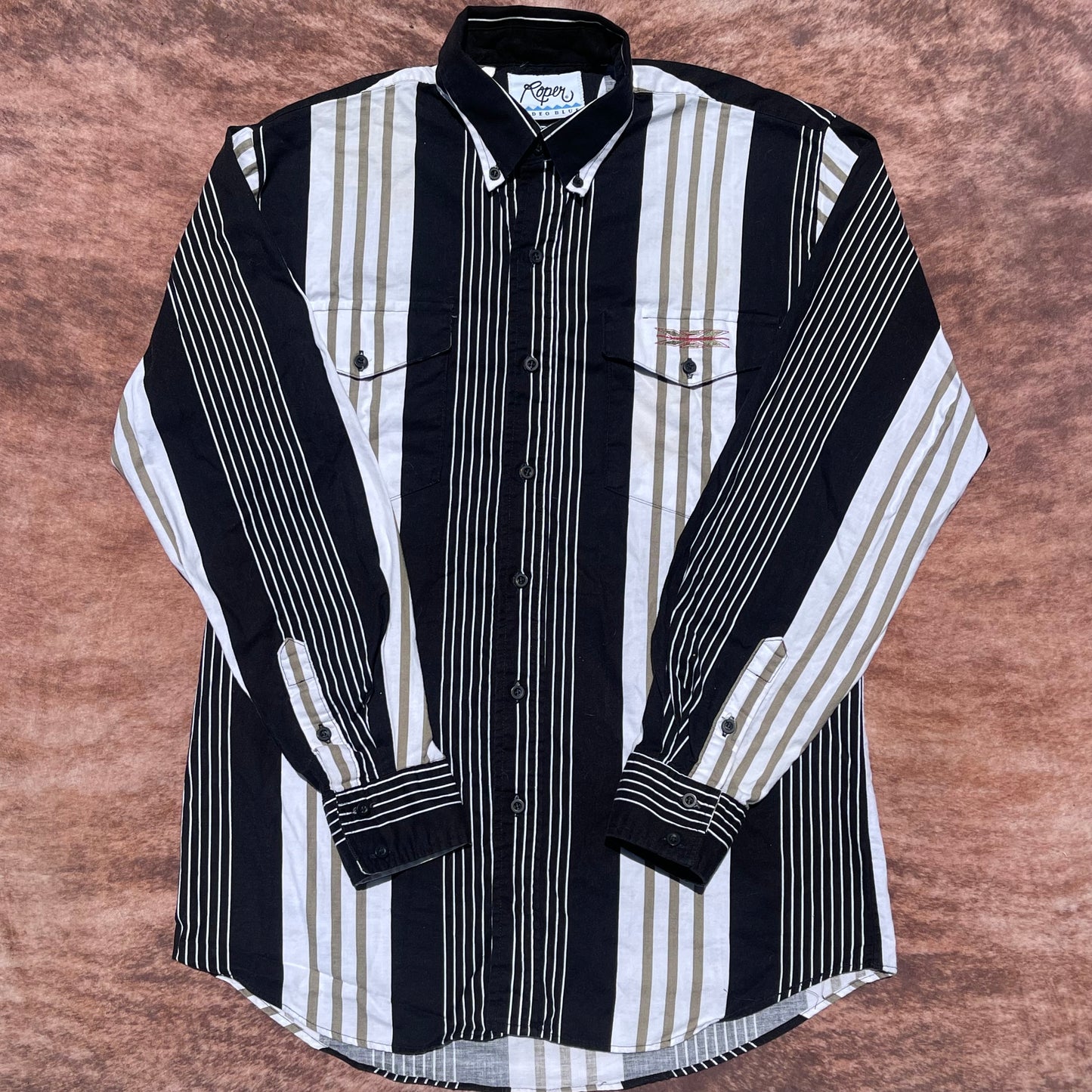 Roper Button Up - Medium (15 1/2-34)