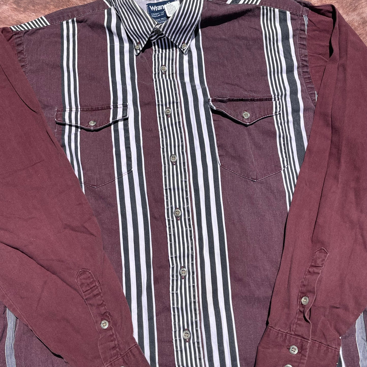 Wrangler Button Up - Large (17-36)