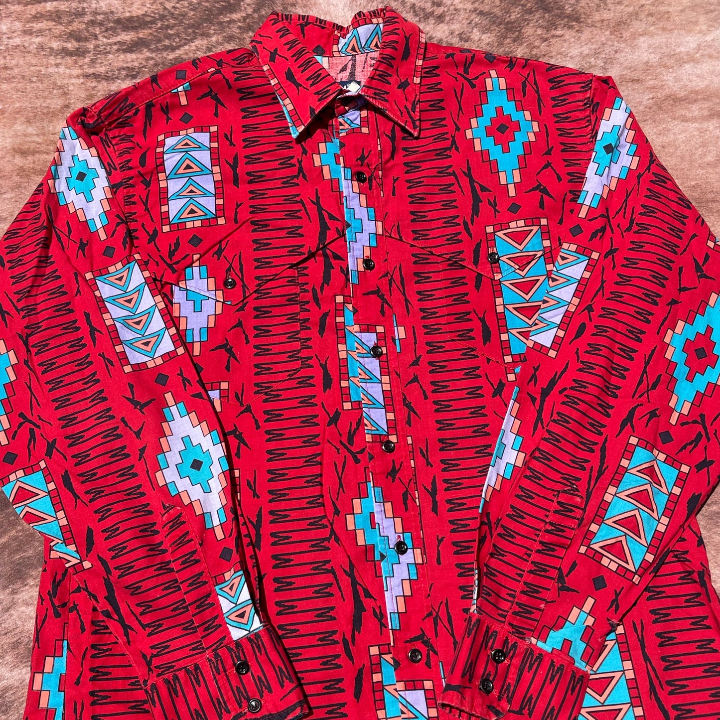 Wrangler Button Up - Large (16 1/2-34)