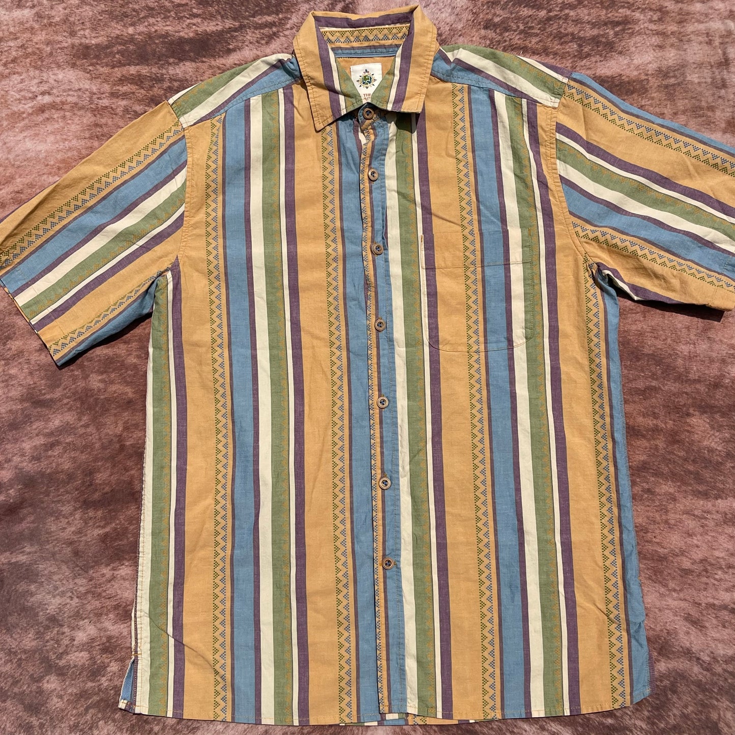 Territory Ahead Button Up - Medium (Short Sleeve)
