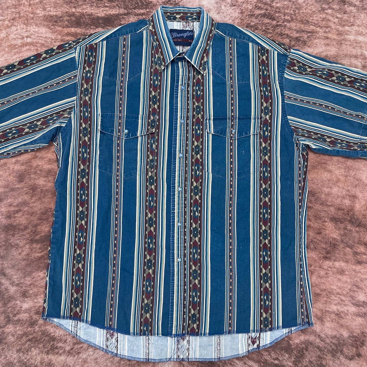 Wrangler Pearl Snap - Large (16 1/2)(Short Sleeve)(Some Fading)
