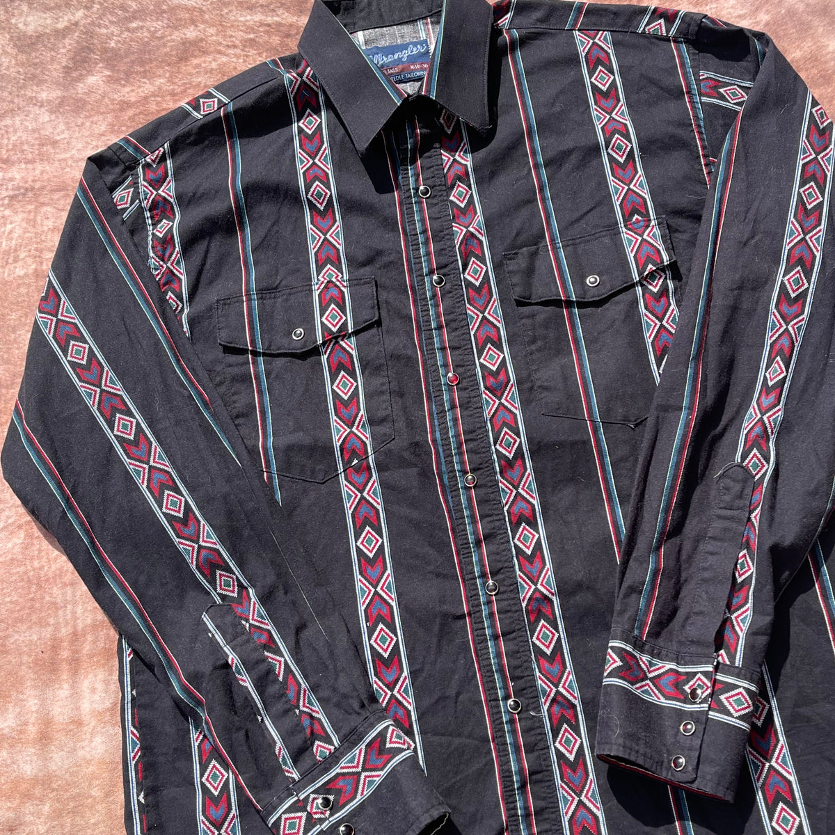 Wrangler Pearl Snap - Large (16 1/2-36)
