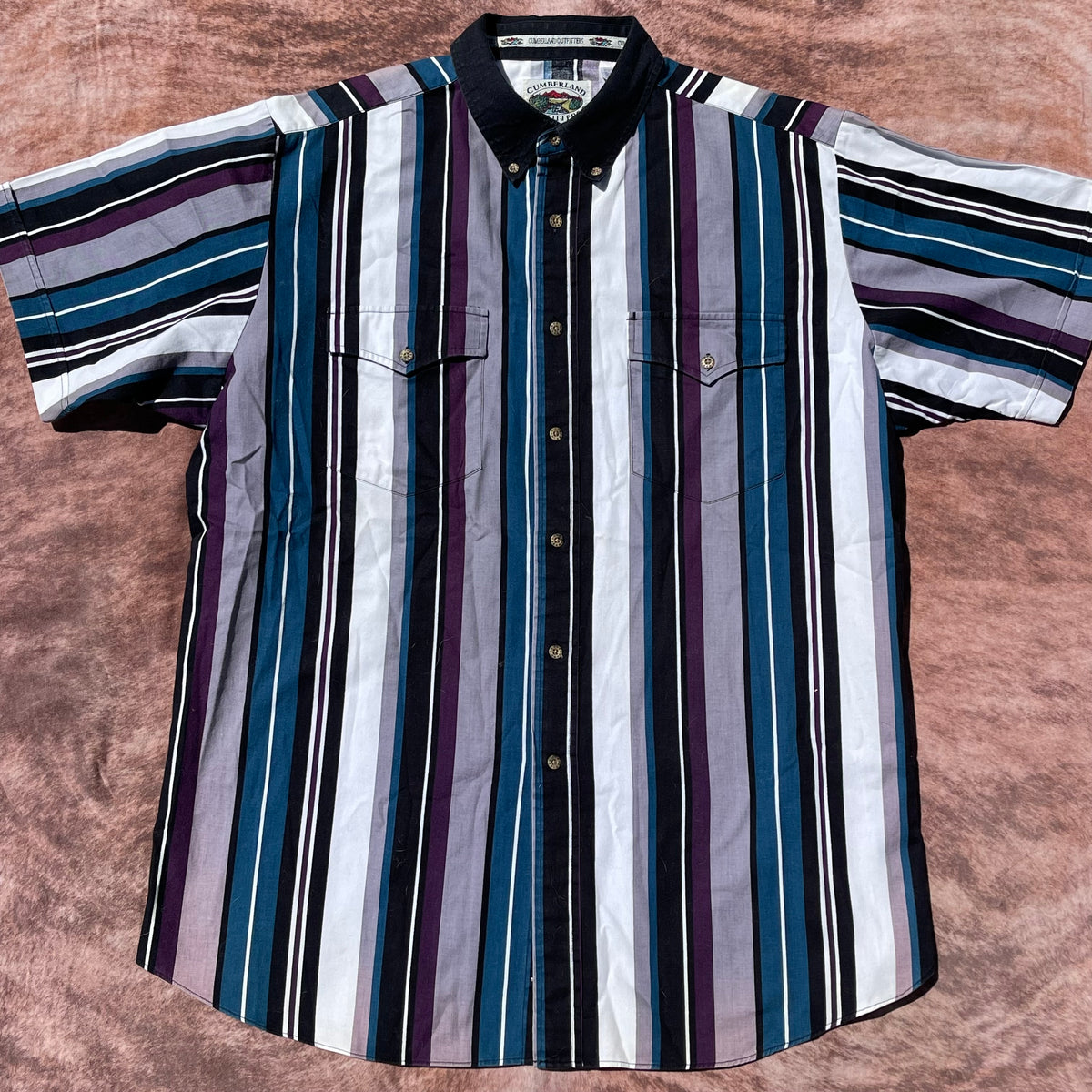 Cumberland Outfitters Button Up - Looser Fitting Large (Short Sleeve)
