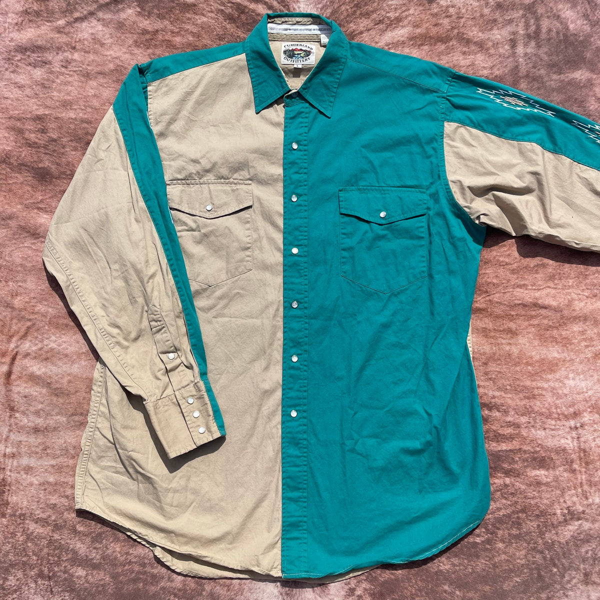 Cumberland Outfitters Pearl Snap - Large
