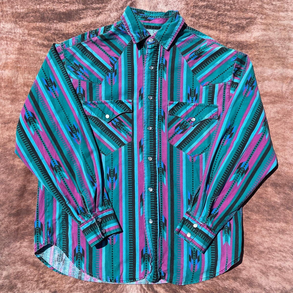 Rocking K Ranchwear Pearl Snap - Medium