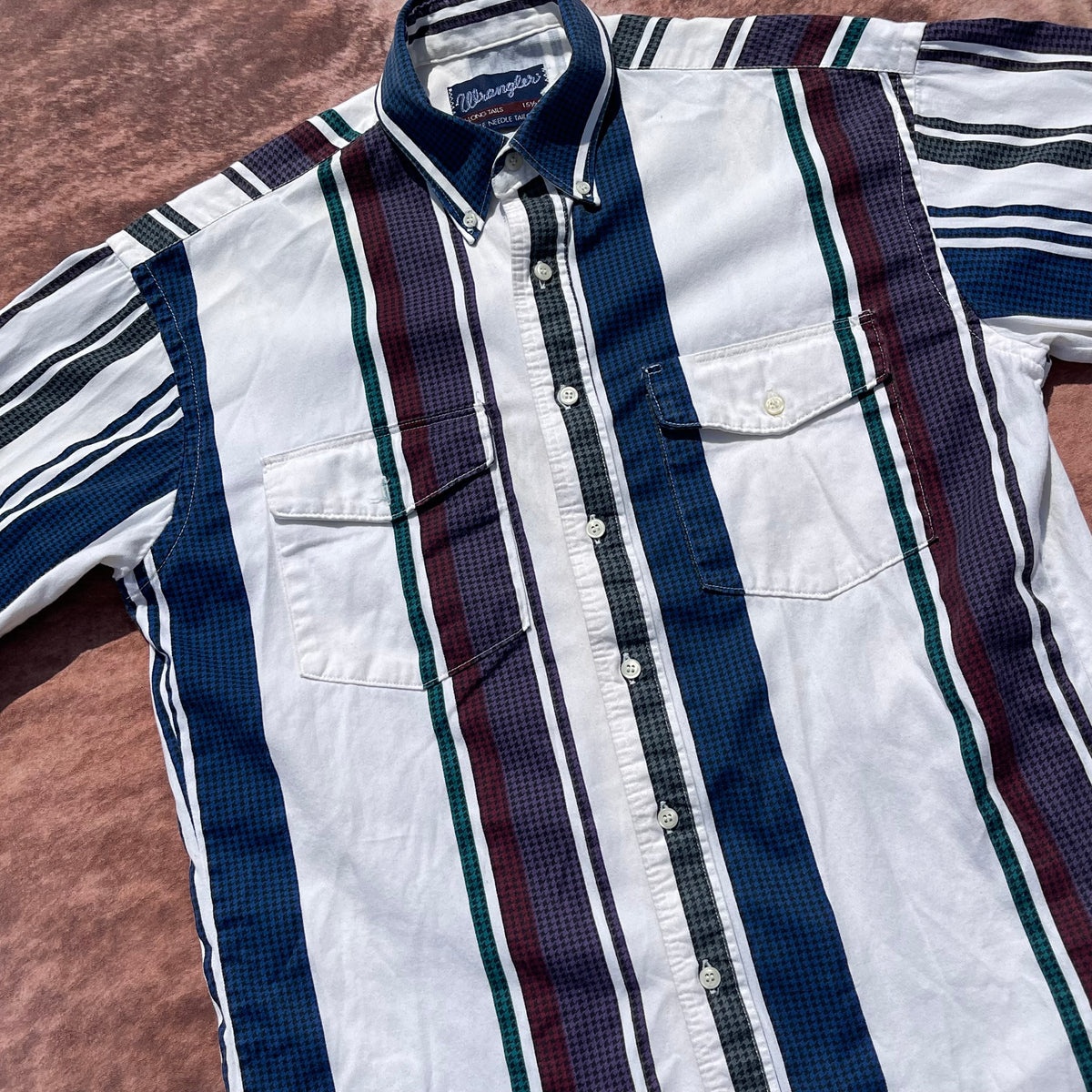 Wrangler Button Up - Medium (15 1/2)(Short Sleeve)