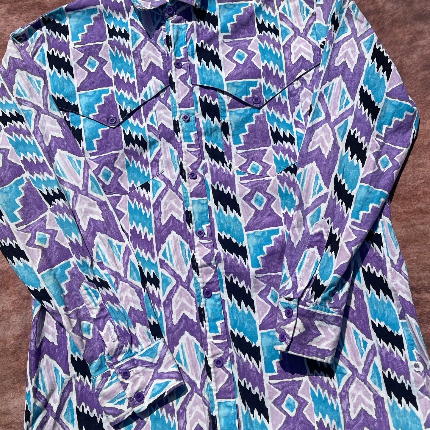 Roper Button Up - Large (16 1/2-35)