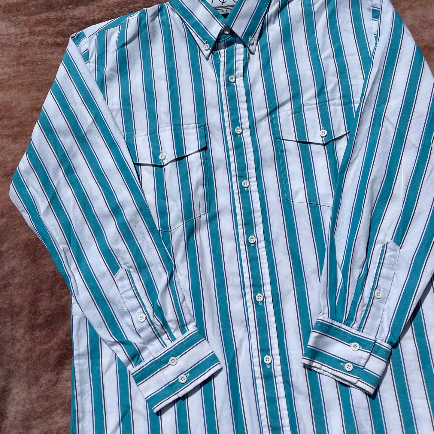 Roper Button Up - Looser Fitting Medium (15 1/2-34)