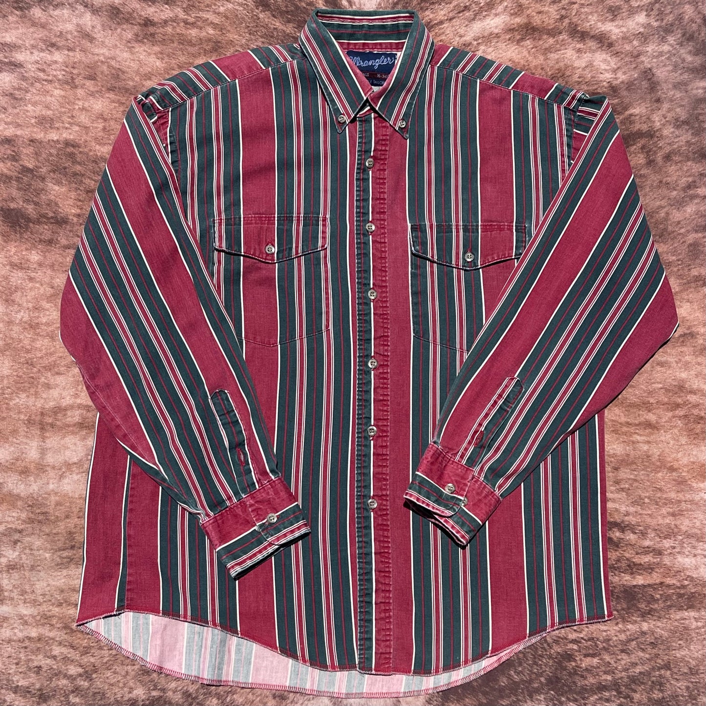 Wrangler Button Up - Looser Fitting Medium (16-34)