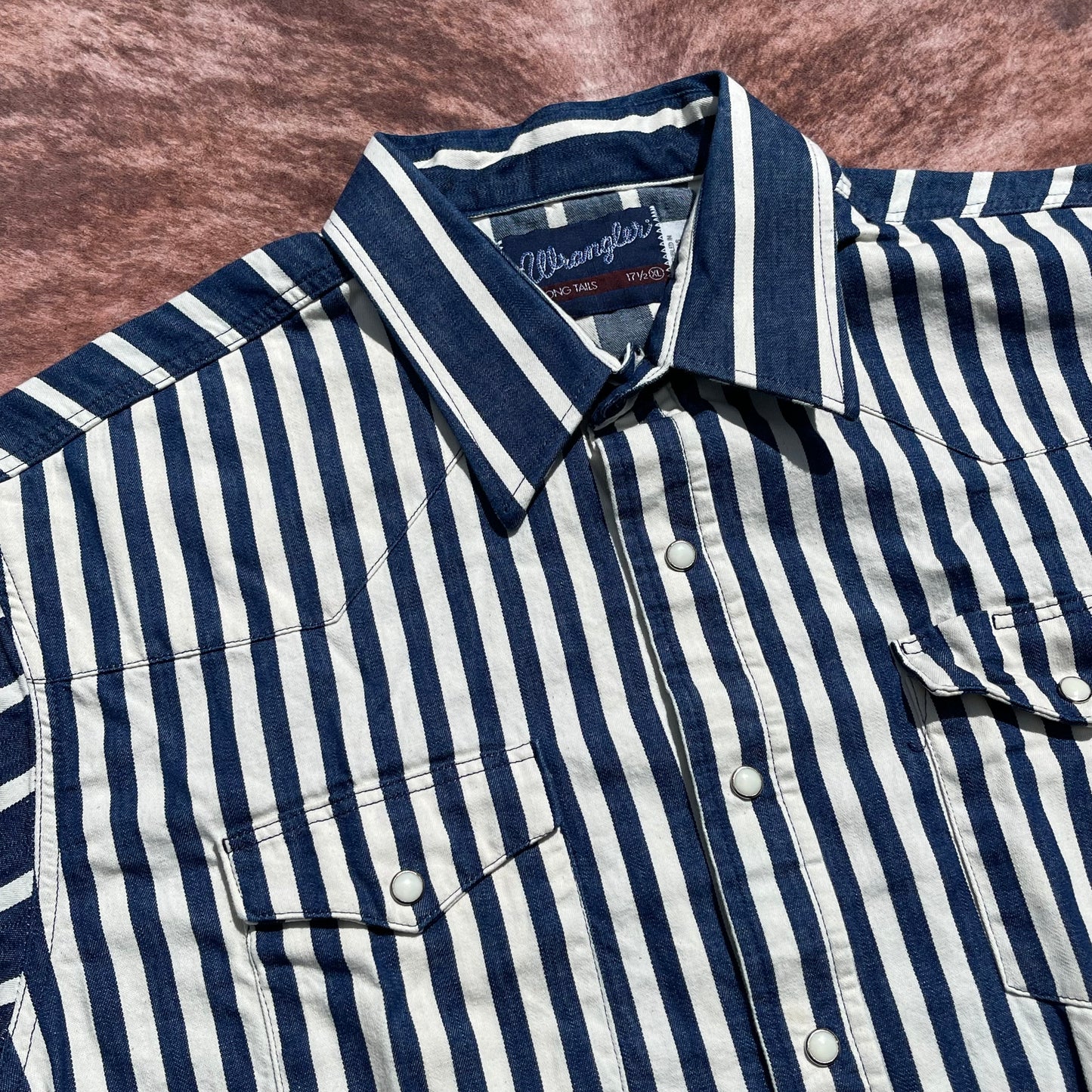 Wrangler Pearl Snap - XL (17 1/2)(Short Sleeve)