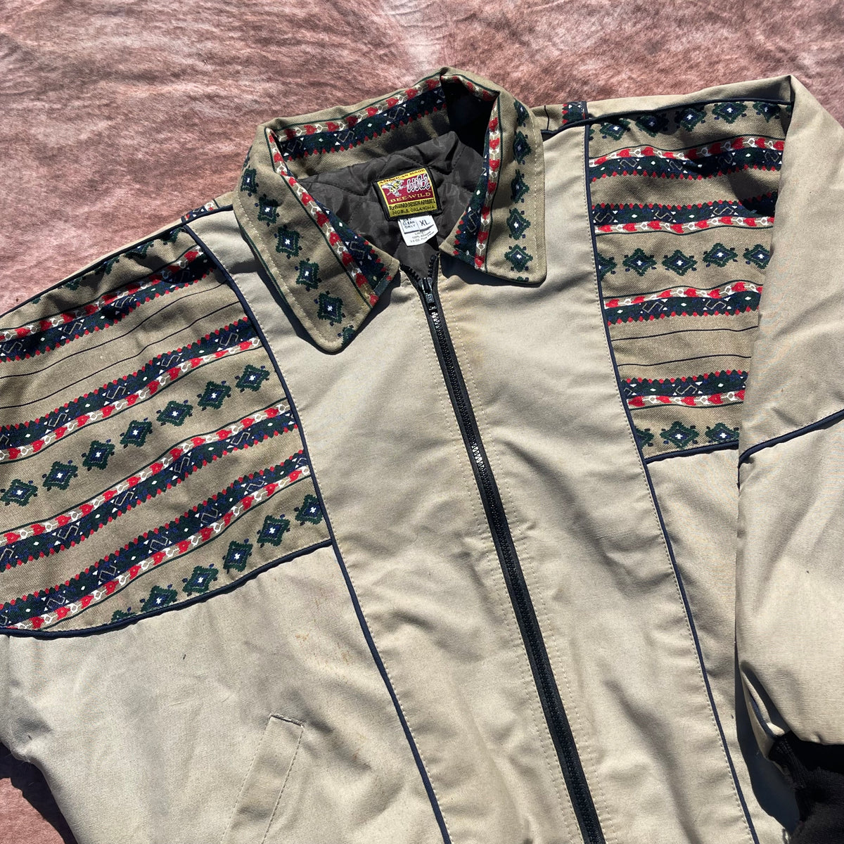 Bee Wild Western Jacket - XL/XXL (Quilt Lined)