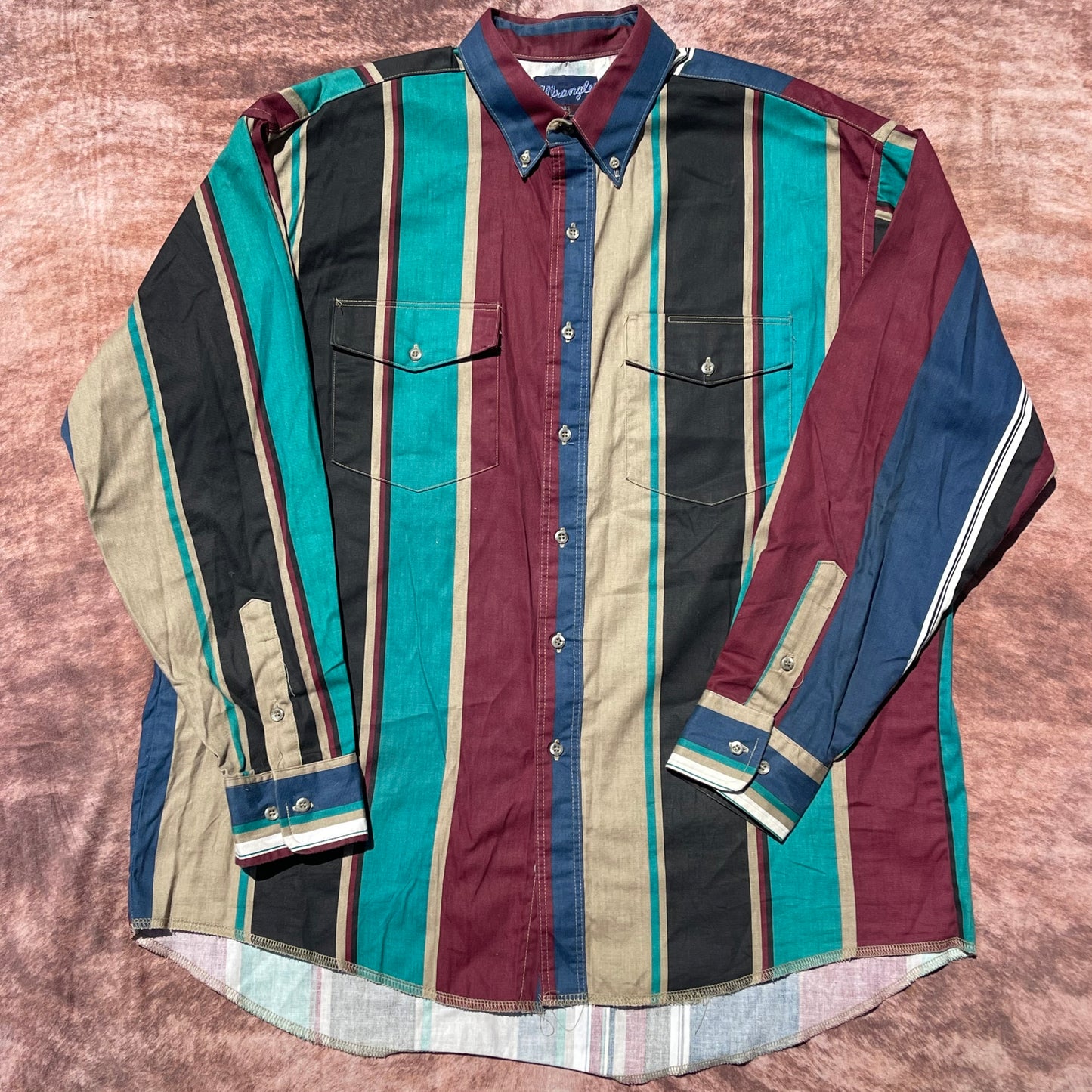 Wrangler Button Up - Looser Fitting XL (17 1/2-36)